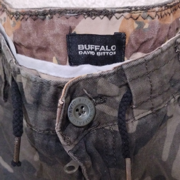 Buffalo David Bitton Green and Black Flat Front Shorts - Picture 2 of 11
